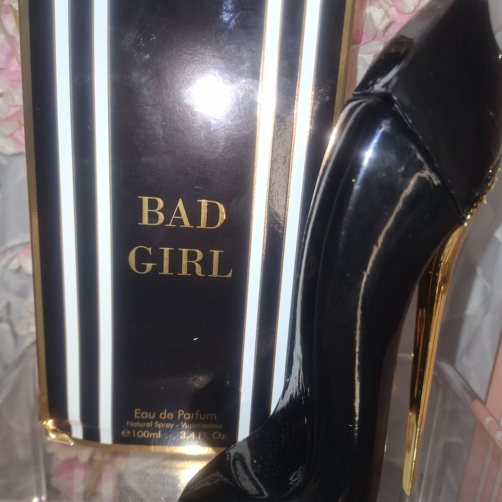 Bad GIRL by Urban Collection